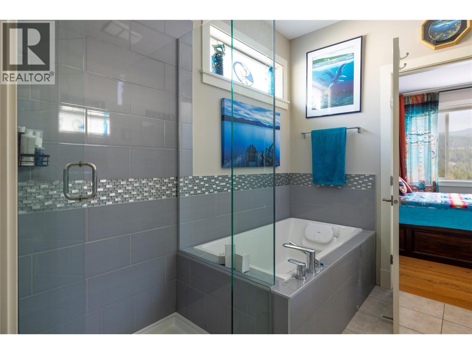 1404 Copper Mountain Court Unit# 33. Vernon, British Columbia