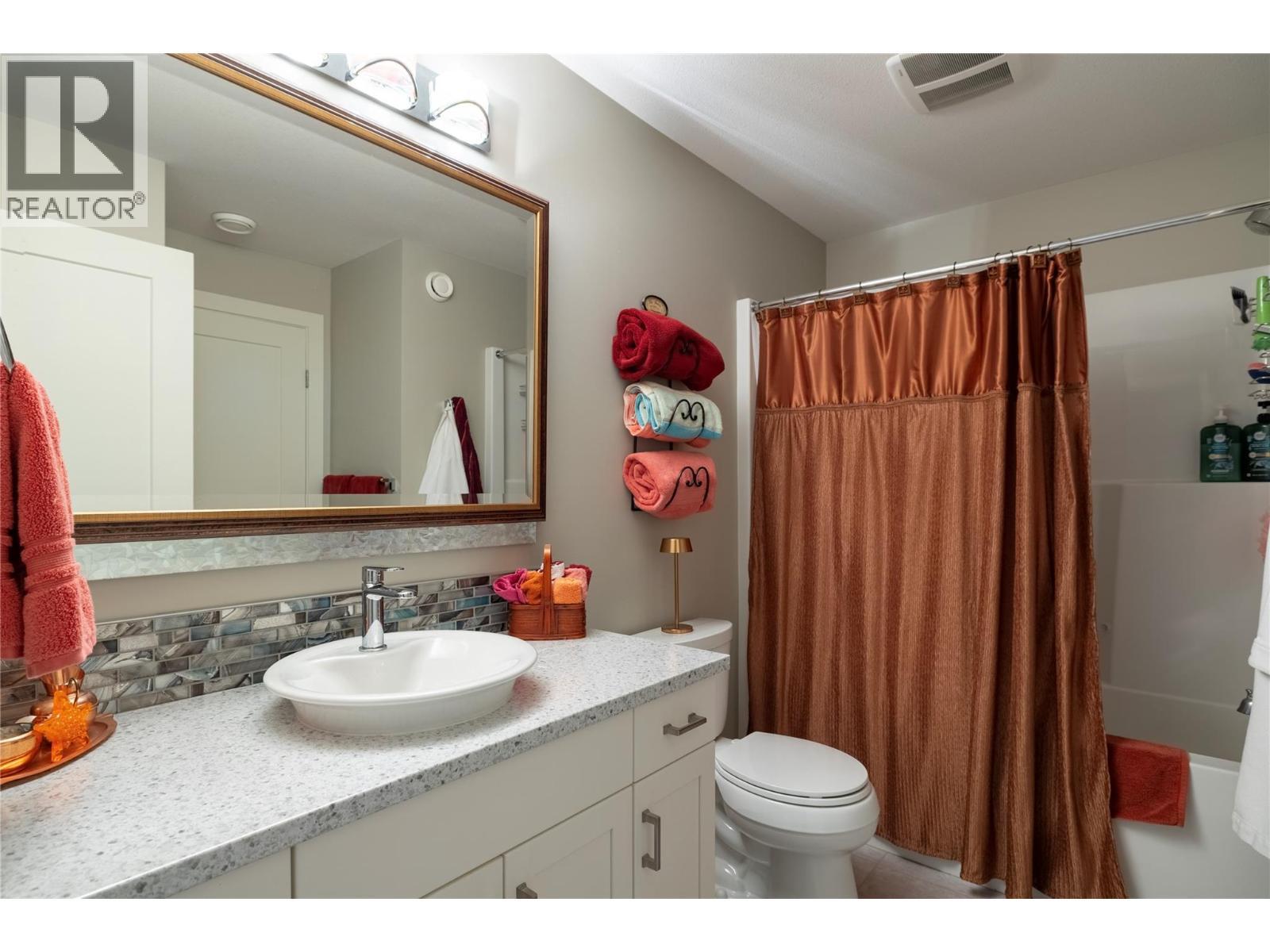 1404 Copper Mountain Court Unit# 33. Vernon, British Columbia