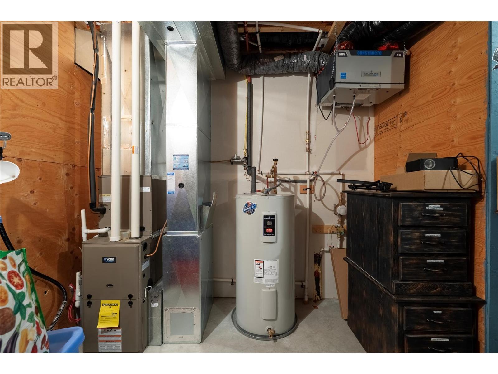 1404 Copper Mountain Court Unit# 33. Vernon, British Columbia