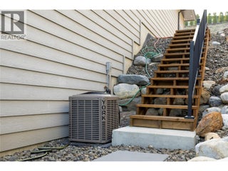 1404 Copper Mountain Court Unit# 33. Vernon, British Columbia