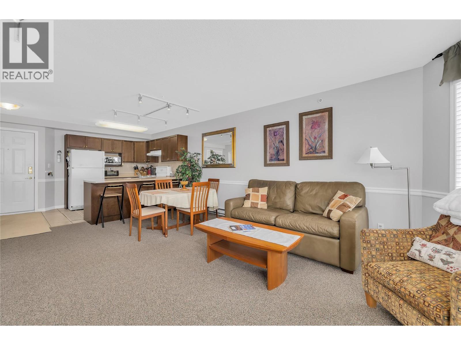 215 Kettleview Road Unit# 402. Big White, British Columbia