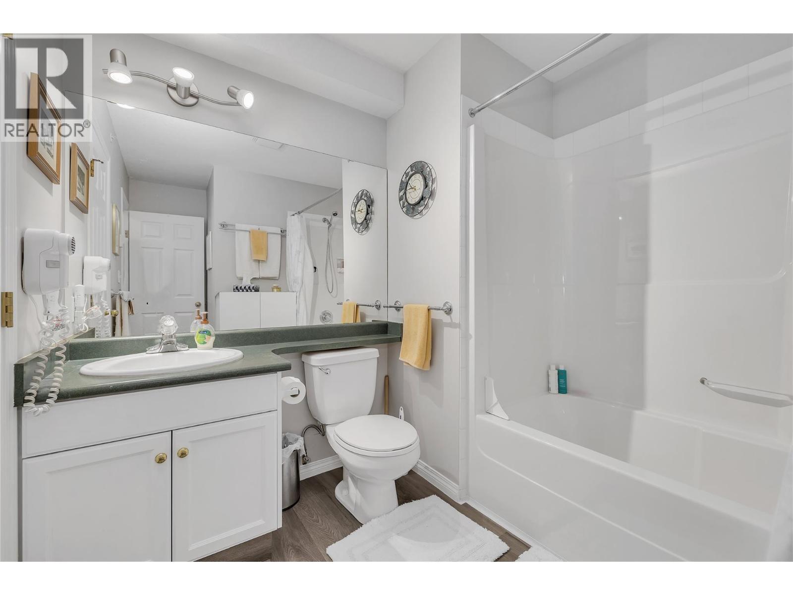 215 Kettleview Road Unit# 402. Big White, British Columbia