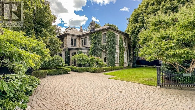 77 Claremont Drive, Hamilton