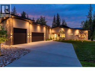 5147 Sunset Drive. Eagle Bay, British Columbia
