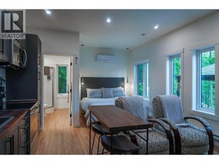 5147 Sunset Drive. Eagle Bay, British Columbia