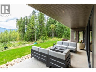 5147 Sunset Drive. Eagle Bay, British Columbia