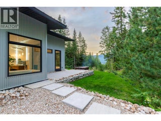 5147 Sunset Drive. Eagle Bay, British Columbia