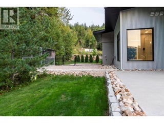 5147 Sunset Drive. Eagle Bay, British Columbia