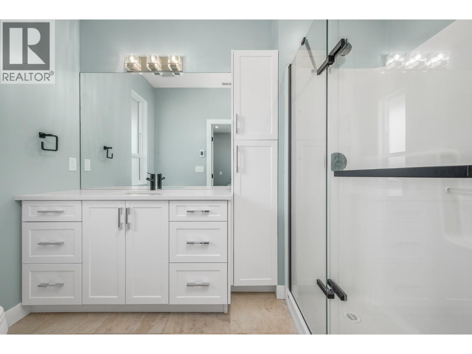 528 Loon Avenue. Vernon, British Columbia