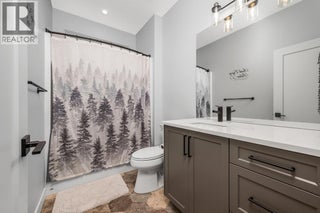 528 Loon Avenue. Vernon, British Columbia