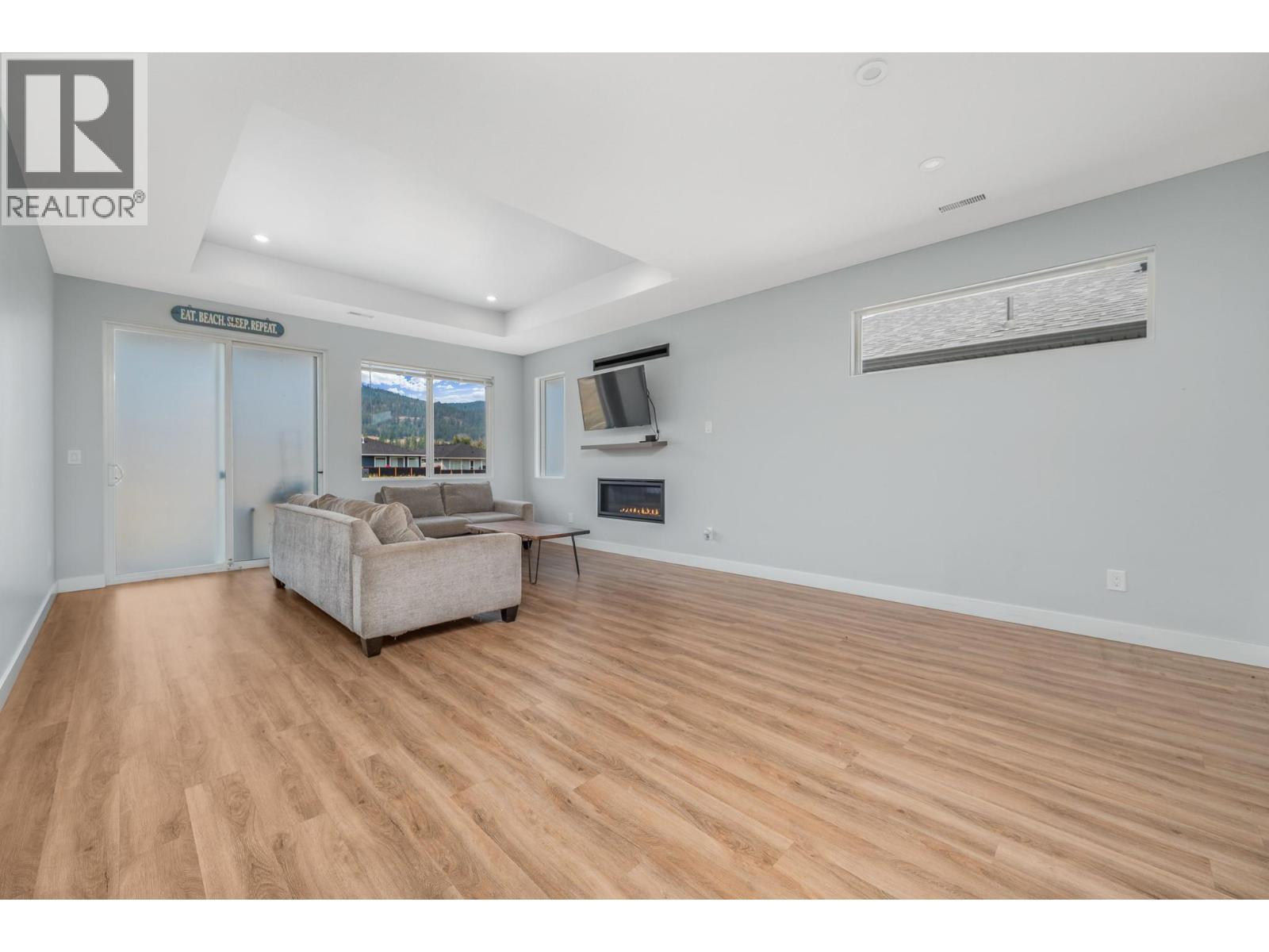 528 Loon Avenue. Vernon, British Columbia