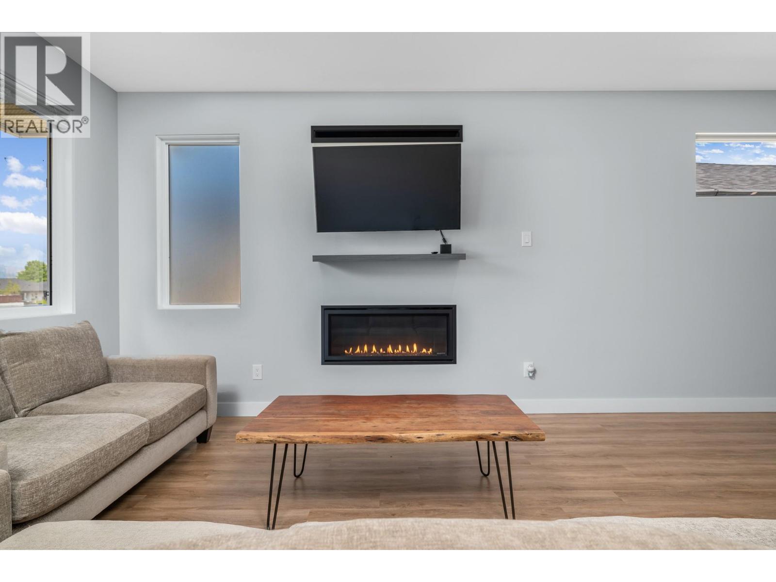 528 Loon Avenue. Vernon, British Columbia