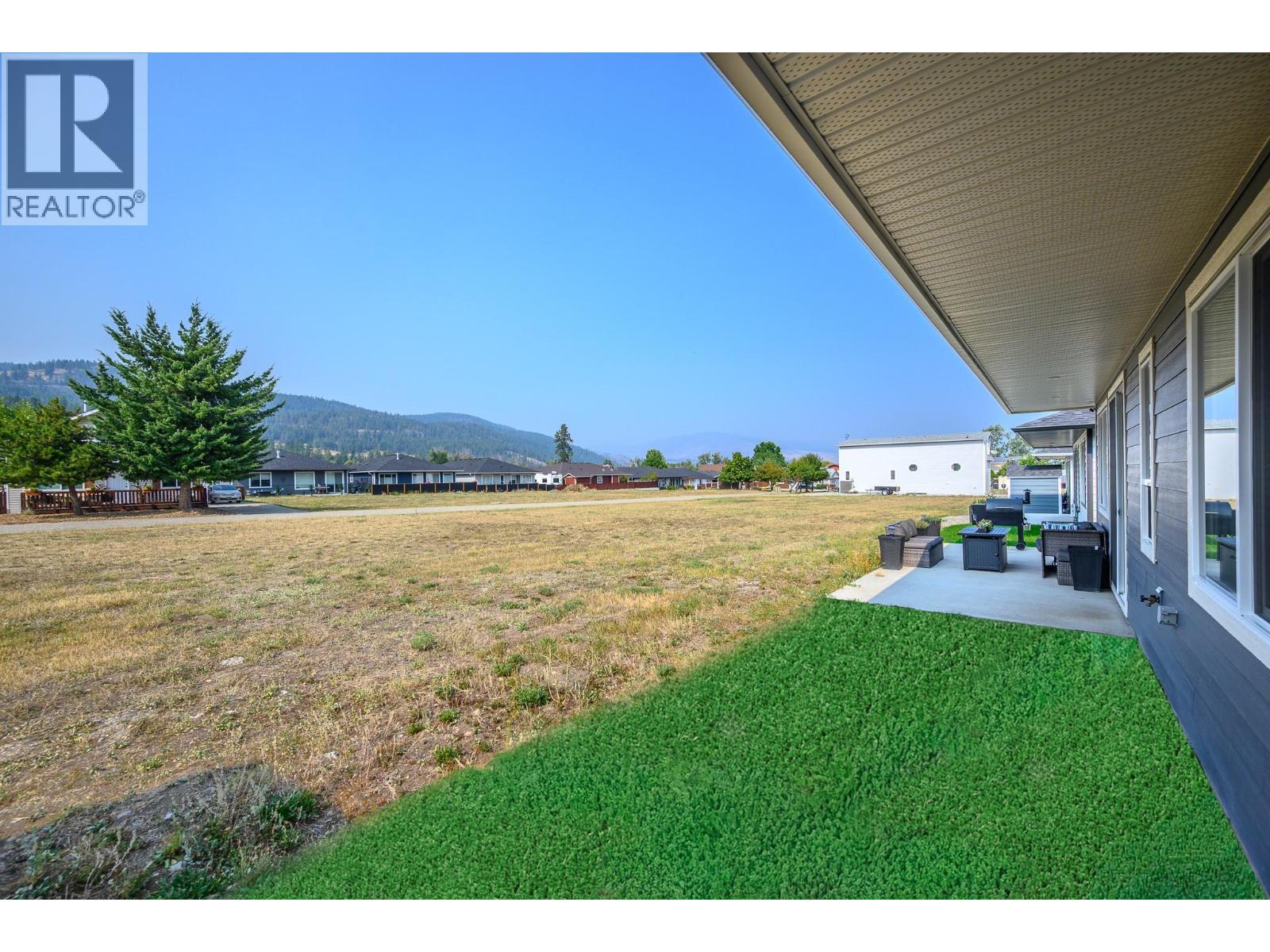 528 Loon Avenue. Vernon, British Columbia