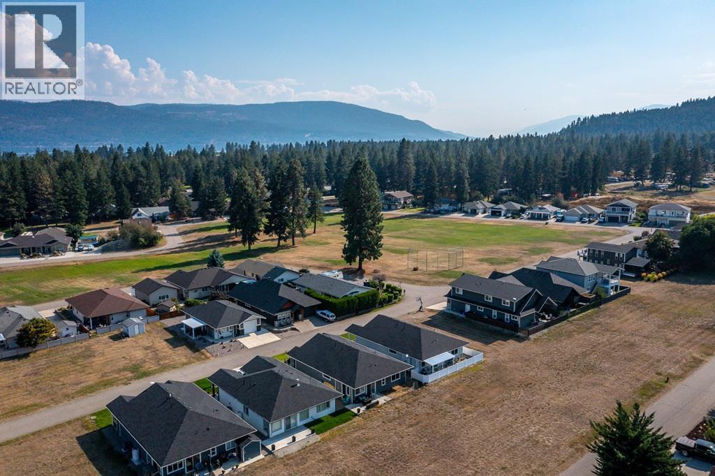 528 Loon Avenue. Vernon, British Columbia