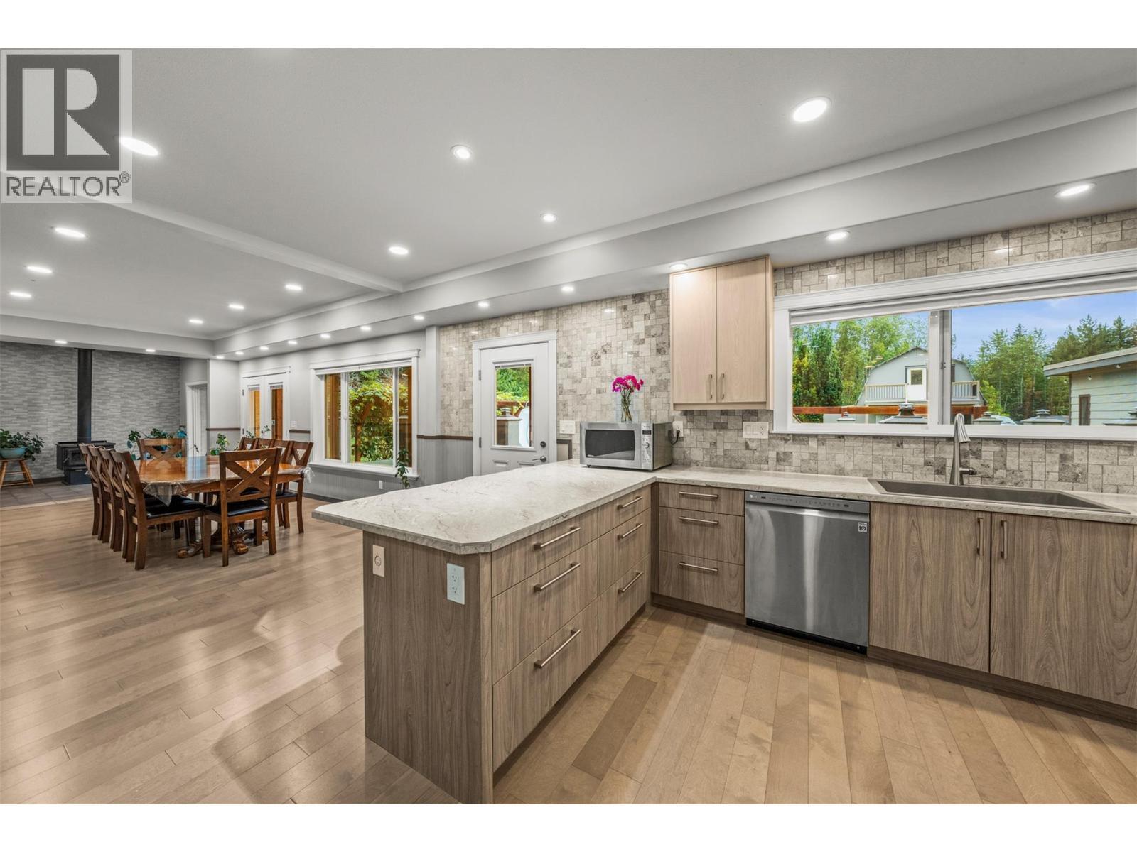 5936 Highway 6. Coldstream, British Columbia