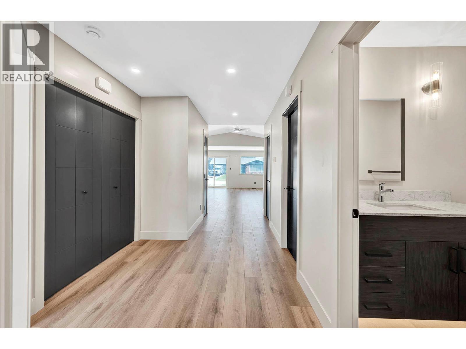 312 Arbutus Street Unit# 27. Chase, British Columbia