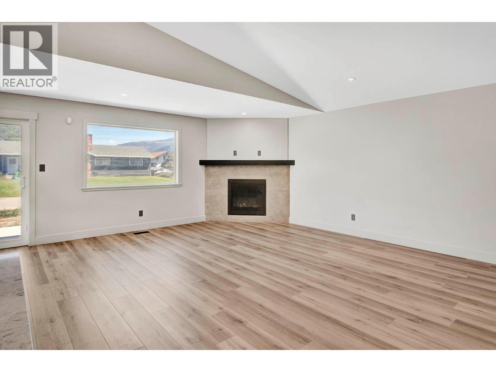 312 Arbutus Street Unit# 27. Chase, British Columbia