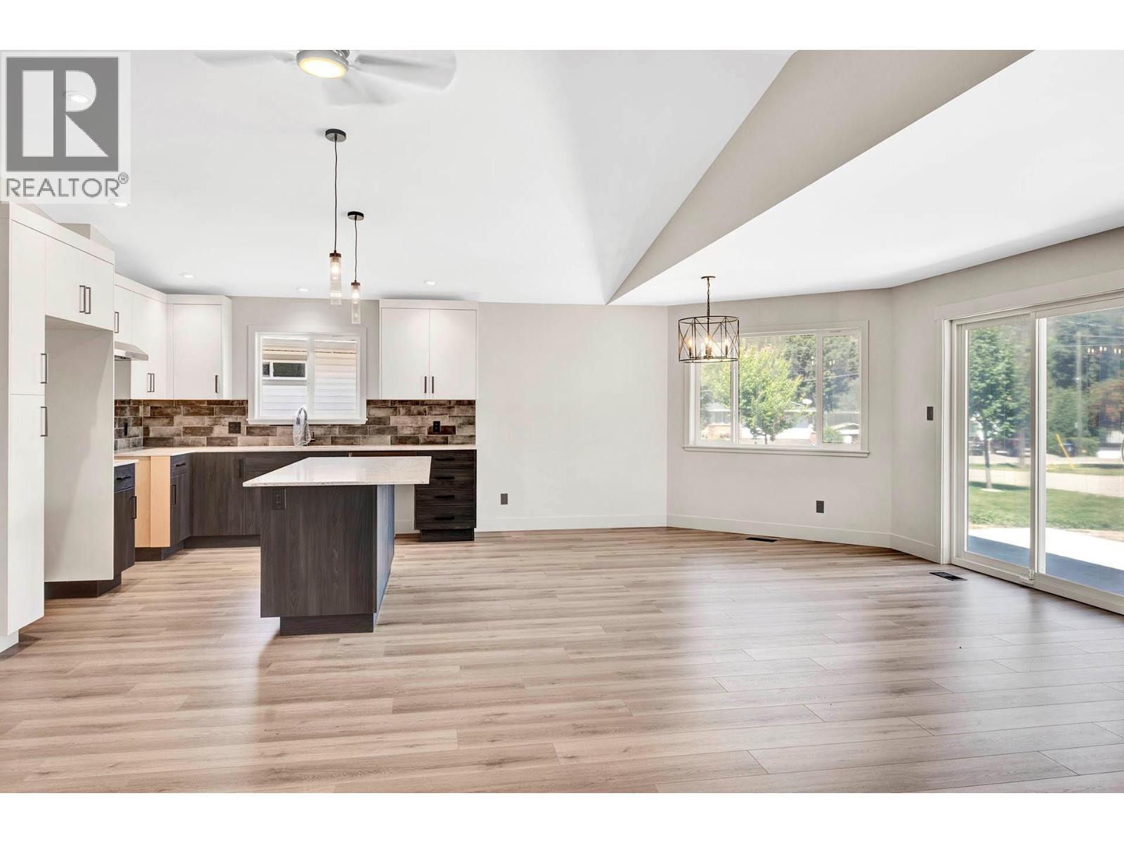 312 Arbutus Street Unit# 27. Chase, British Columbia