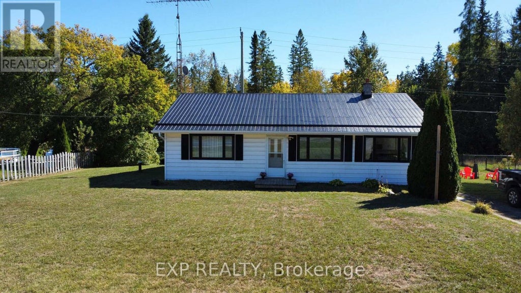 17851 Highway 60 Highway, Madawaska Valley