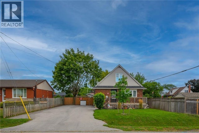 2 Cherry Avenue, Grimsby