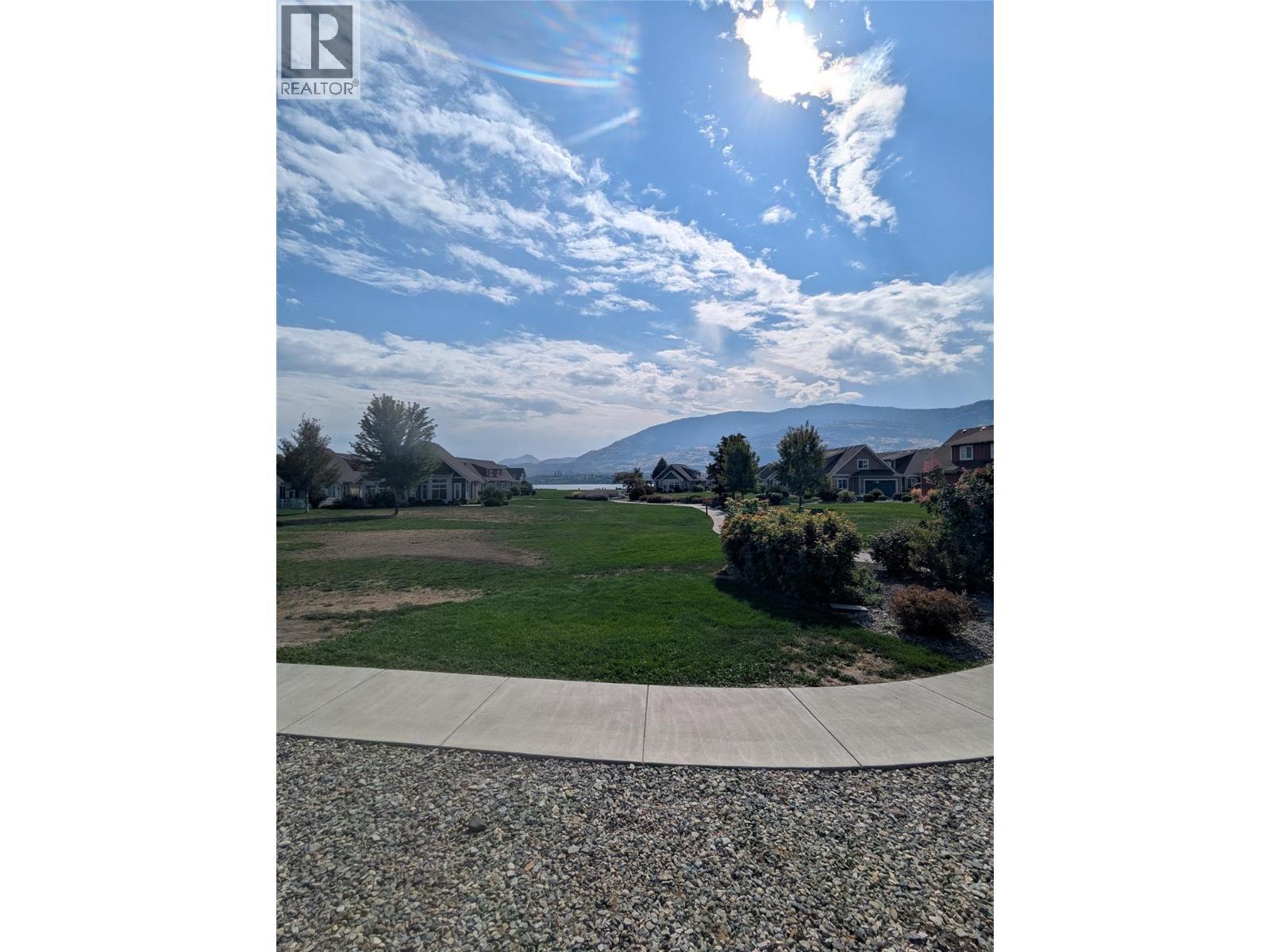 2450 Radio Tower Road Unit# 32. Oliver, British Columbia