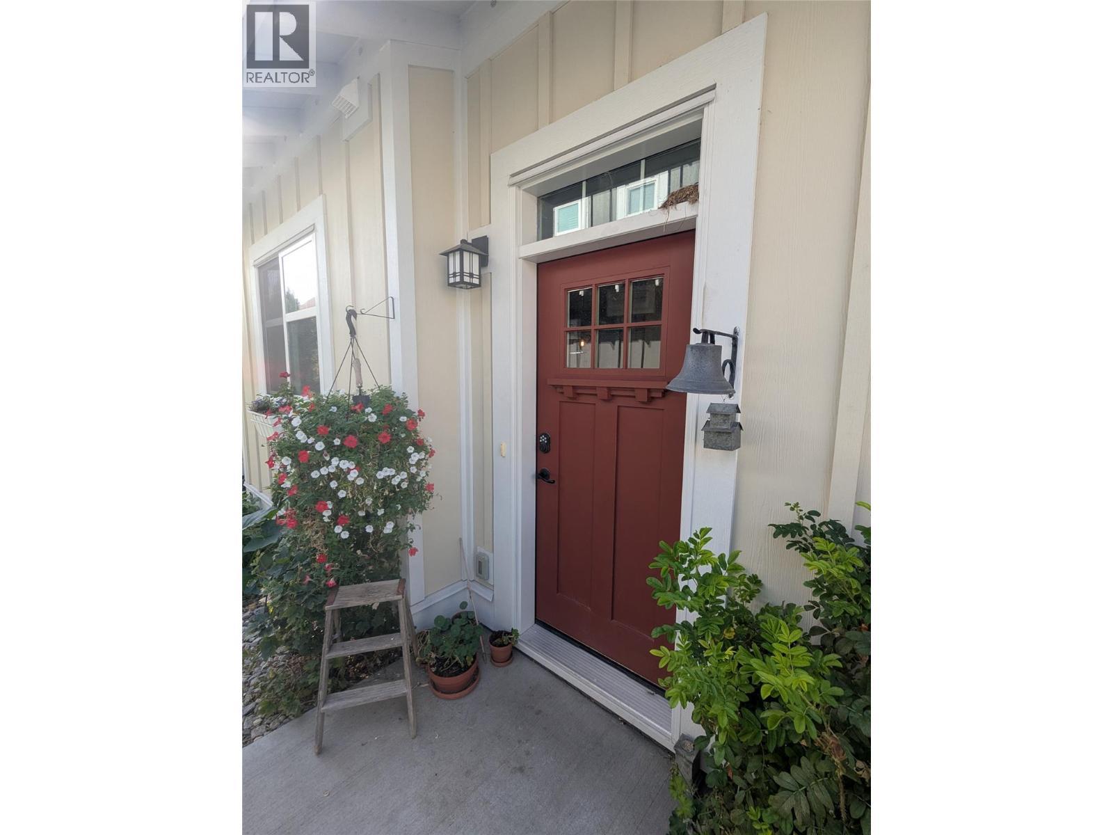 2450 Radio Tower Road Unit# 32. Oliver, British Columbia