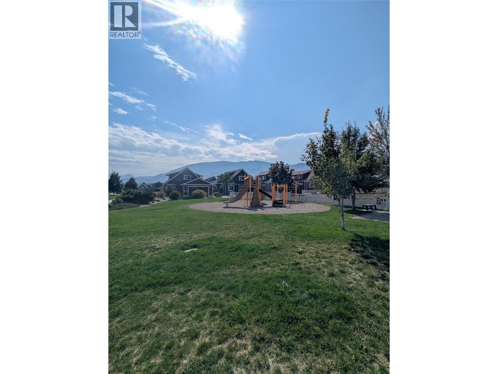 2450 Radio Tower Road Unit# 32. Oliver, British Columbia