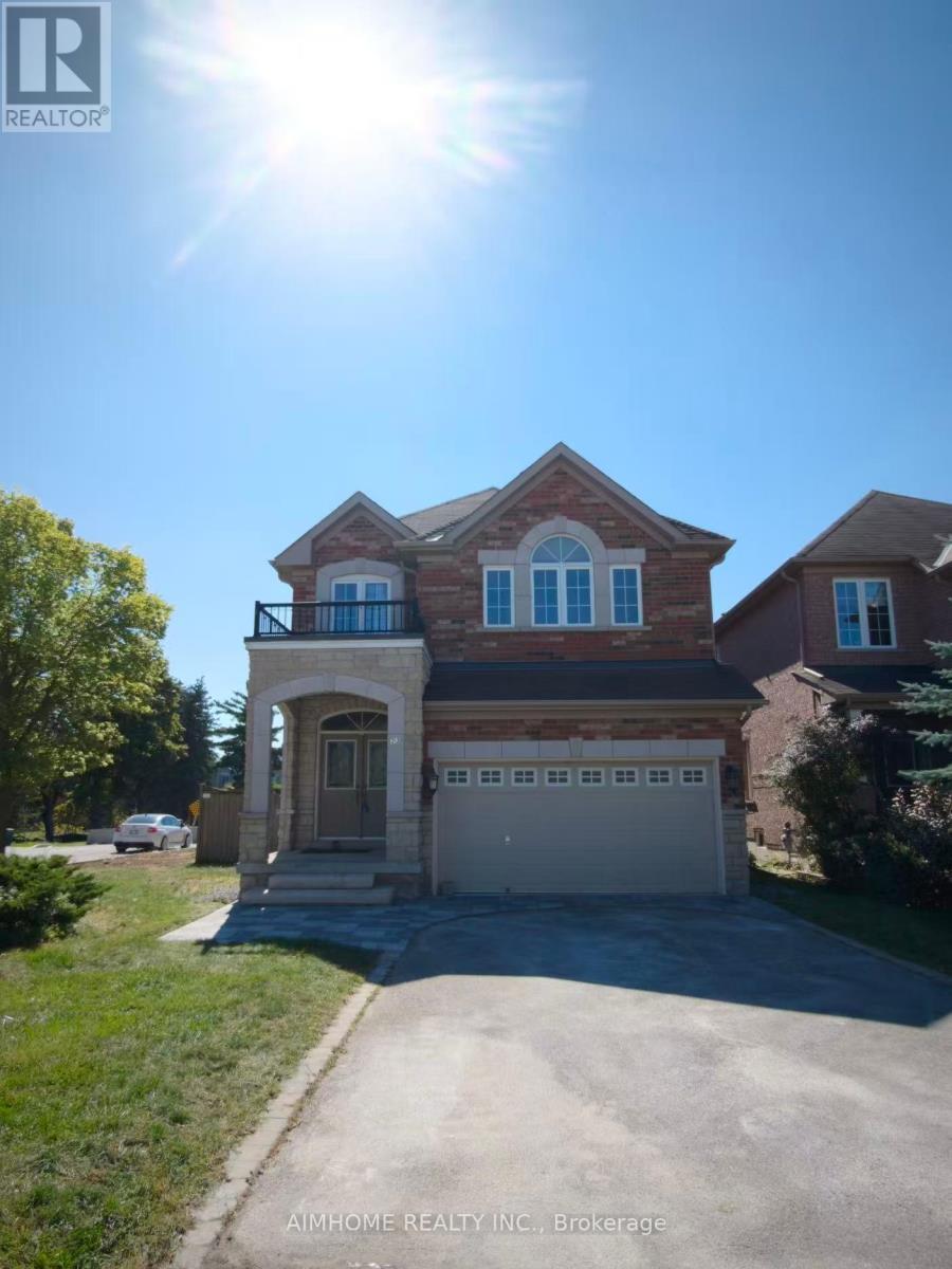 23 Escapade Drive, Richmond Hill (jefferson)