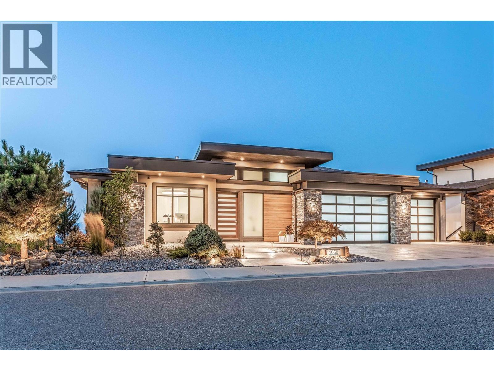 1050 Ledgeview Court. Kelowna, British Columbia