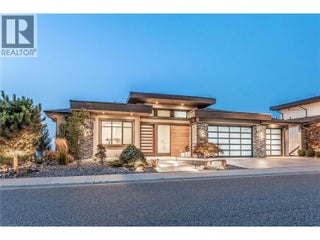 1050 Ledgeview Court. Kelowna, British Columbia