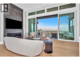 1050 Ledgeview Court. Kelowna, British Columbia