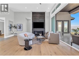 1050 Ledgeview Court. Kelowna, British Columbia