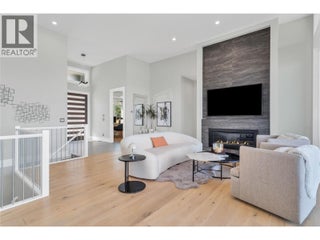 1050 Ledgeview Court. Kelowna, British Columbia