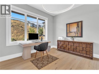 1050 Ledgeview Court. Kelowna, British Columbia