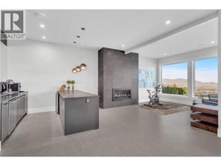 1050 Ledgeview Court. Kelowna, British Columbia
