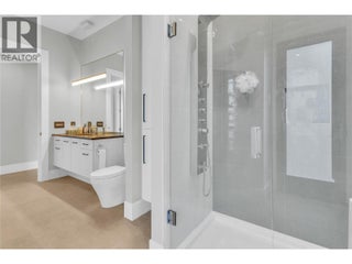 1050 Ledgeview Court. Kelowna, British Columbia