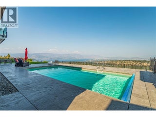 1050 Ledgeview Court. Kelowna, British Columbia
