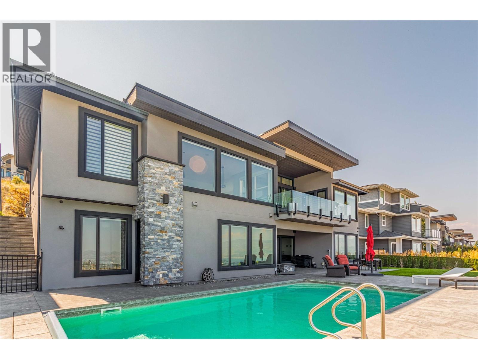 1050 Ledgeview Court. Kelowna, British Columbia