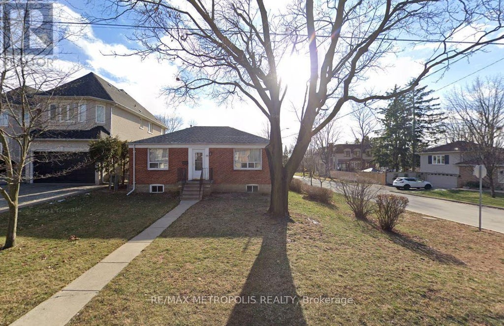 191 Burndale Avenue, Toronto (lansing-Westgate)