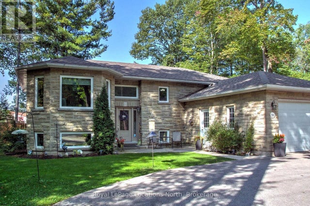 94 Oxbow Park Drive, Wasaga Beach