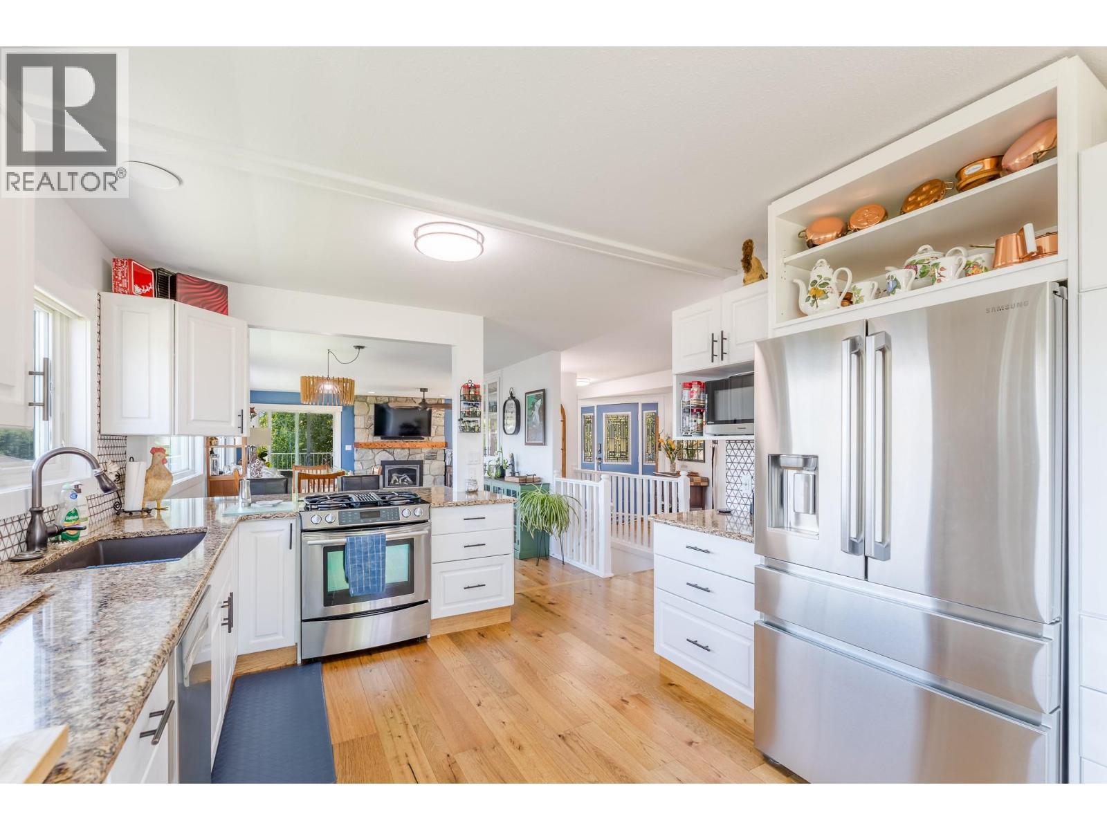 6318 Faircrest Street. Summerland, British Columbia