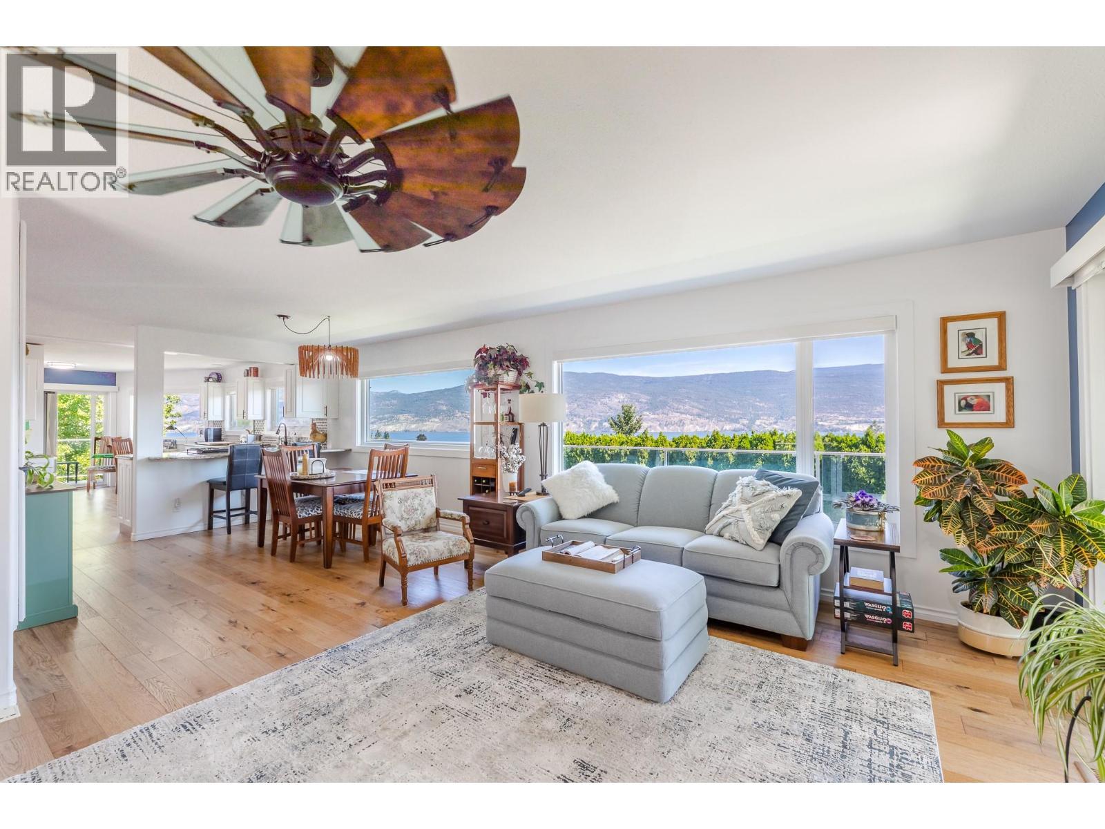 6318 Faircrest Street. Summerland, British Columbia