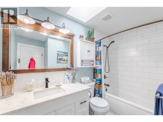 6318 Faircrest Street. Summerland, British Columbia