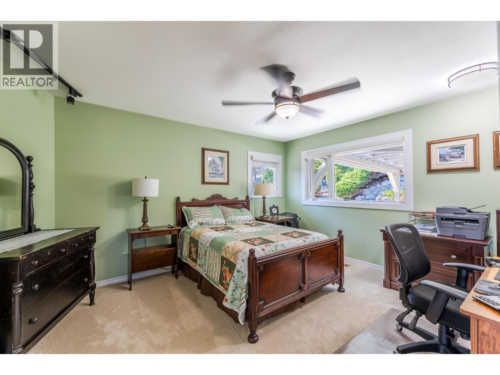 6318 Faircrest Street. Summerland, British Columbia