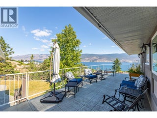 6318 Faircrest Street. Summerland, British Columbia