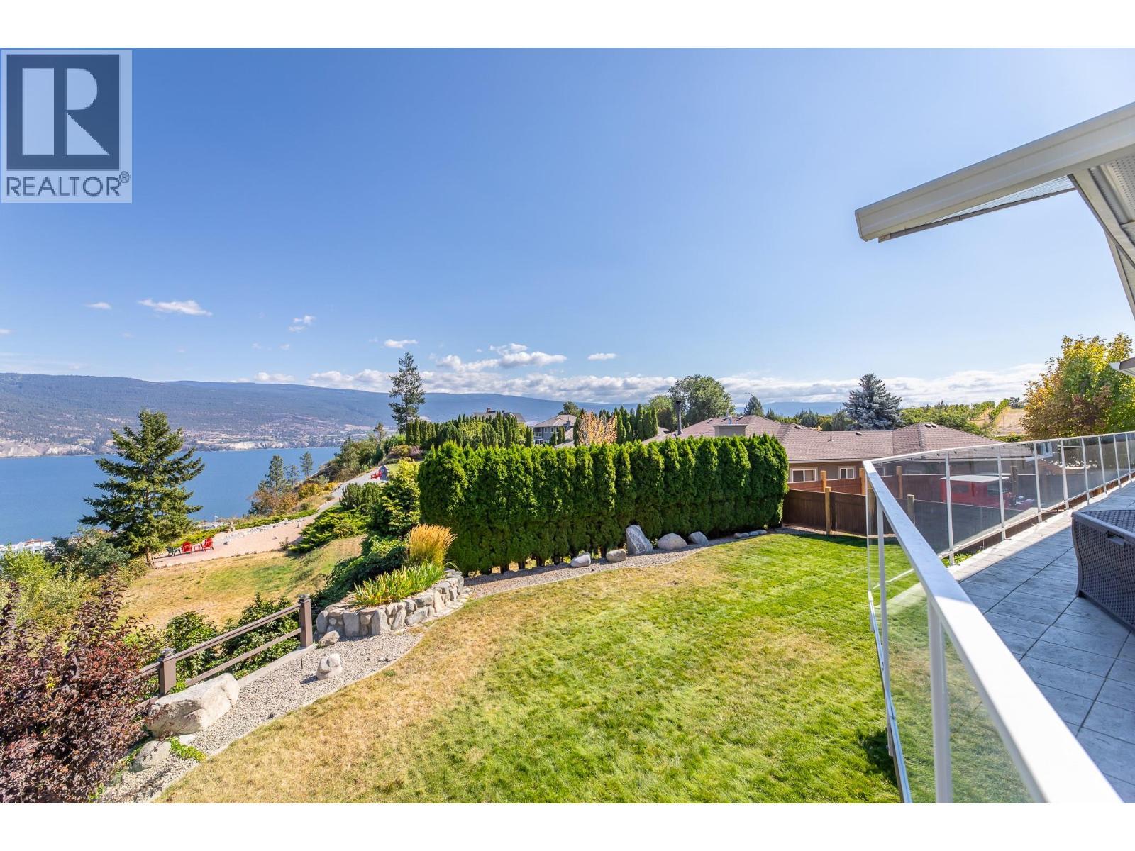 6318 Faircrest Street. Summerland, British Columbia
