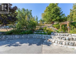 6318 Faircrest Street. Summerland, British Columbia