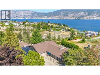 6318 Faircrest Street. Summerland, British Columbia