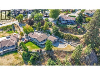 6318 Faircrest Street. Summerland, British Columbia