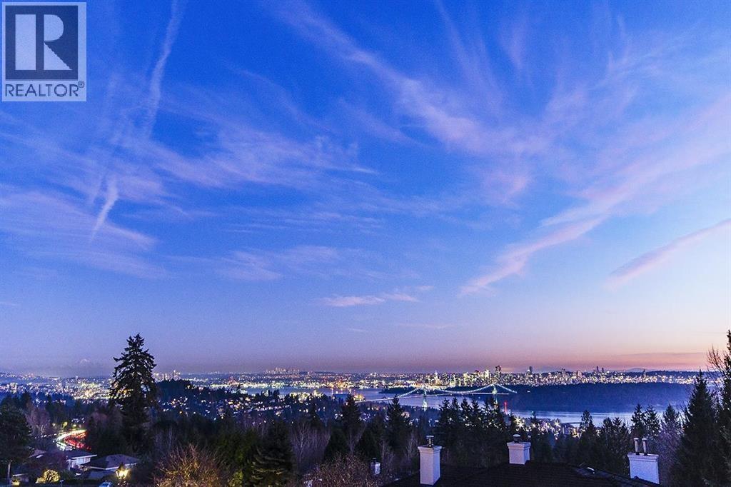 1595 Tyrol Court, West Vancouver